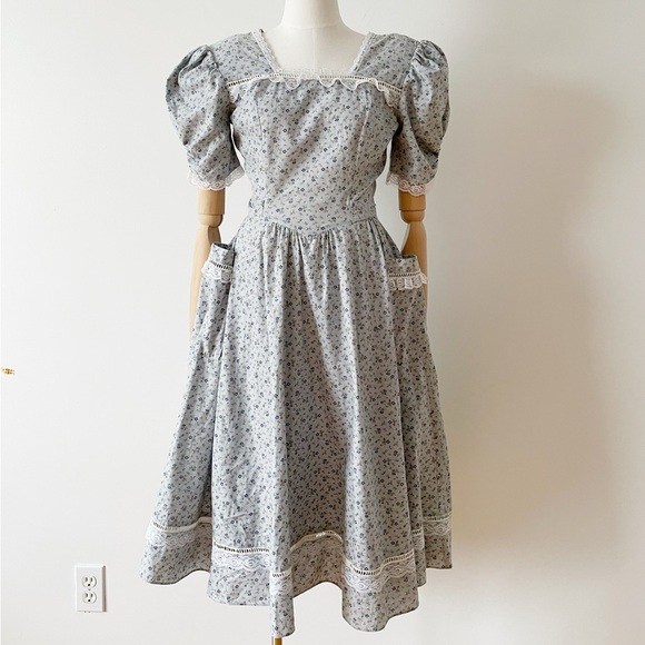 Gunne Sax Dresses & Skirts - GUNNE SAX 80s Vintage Dress – Blue Floral Cottagecore Prarie